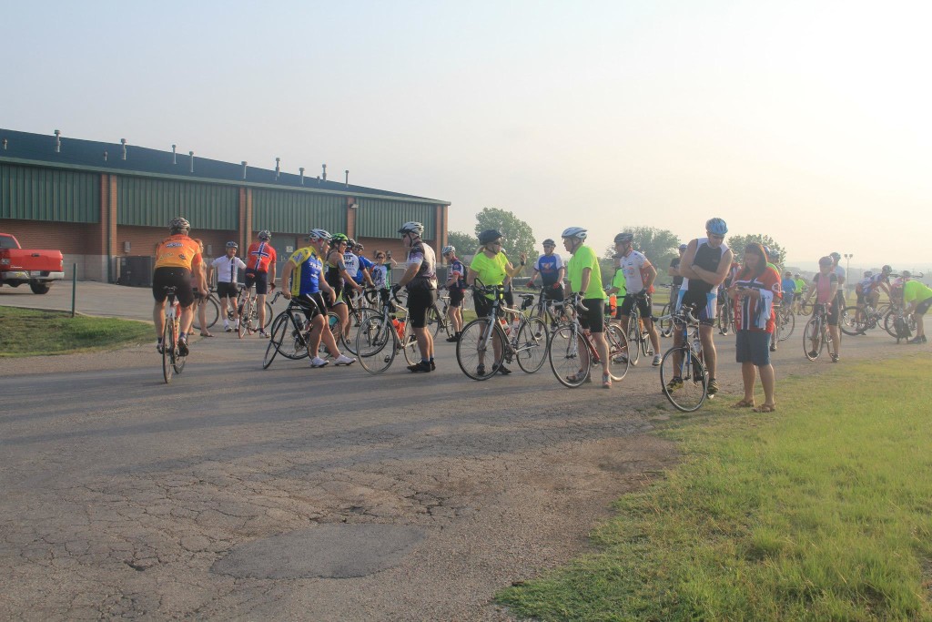 Bosque Tour de Norway Riders Gather